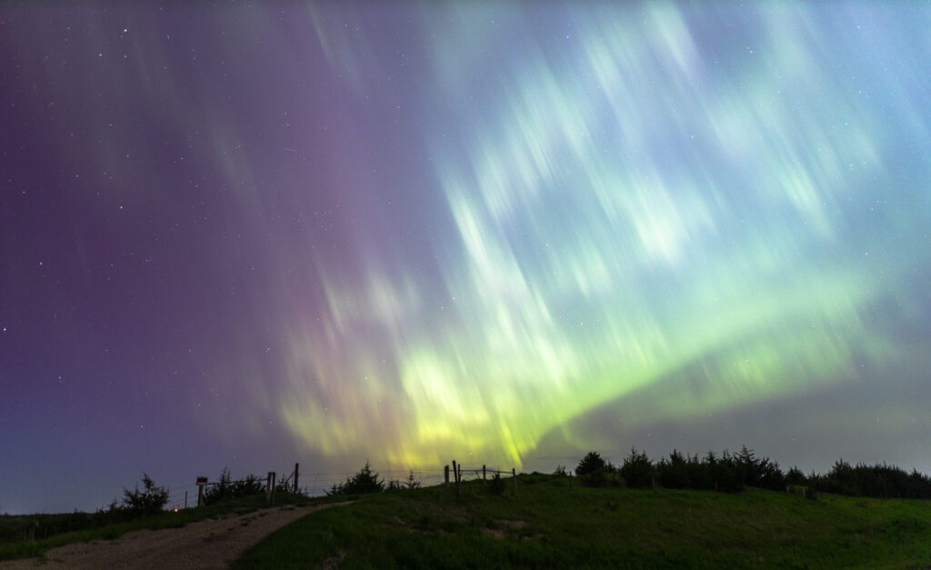 Lights over the Dakotas