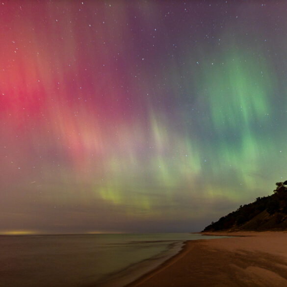 Auroras over Lake Michigan