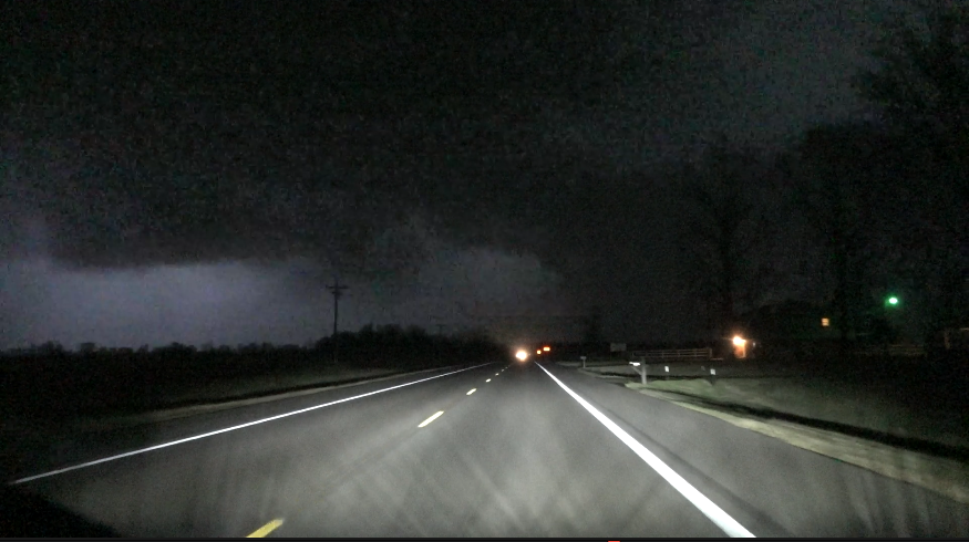 Poplar Bluff Missouri Tornado just east of US67 north of Neelyville.